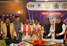 मुख्यमंत्री ने किया जूनियर हॉकी वर्ल्ड कप ट्रॉफी का अनावरण, विधानसभा परिसर में भव्य स्वागत