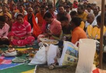 सीमेंट फैक्ट्री के खिलाफ किसानों का बिगुल : विचारपुर–पंडरिया भाठा में महापंचायत, ज़मीन वापसी और आंदोलन जारी रखने का ऐलान