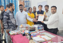 हिंदू जागरण मंच ने वाईडनर स्कूल परिसर में संचालित चर्च को बंद कराने सौंपा ज्ञापन