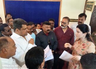 यातायात अव्यवस्था पर कांग्रेस ने उठाए सवाल, पुलिस अधीक्षक को सौंपा ज्ञापन