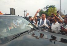 प्रदेश में अफीम की खेती में भाजपा नेताओं के नाम आने पर भूपेश बघेल ने सरकार को घेरा, डोंगरगढ़ जाते समय कांग्रेसजनों ने किया स्वागत