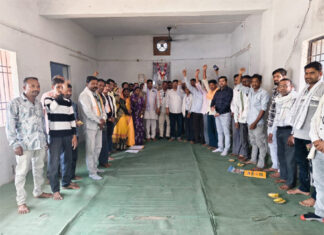 कांग्रेस के संगठन सृजन अभियान हेतु रेंगाकठेरा मंडल की अहम बैठक बुंदेलीकला में संपन्न