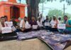 कोड़ीखाना भूमि मुक्तिकरण : जनहित में जमीन आरक्षित करने गूंजी आवाज, तीसरे चरण के धरने में उमड़े बसंतपुर वासी