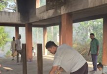 अघोर आश्रम के अनुयायियों ने मोतीपुर मुक्तिधाम में चलाया स्वच्छता अभियान