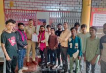 पंडरी मोवा थाना पहुंचे जोगी कांग्रेस नेता शमसुल, फर्जी चरित्र प्रमाण पत्र मामले में कोऑर्डिनेटर पर FIR की मांग