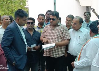 ठाकुरटोला टोल प्लाजा से लेकर नेशनल हाईवे की बदहाली पर कांग्रेस का हमला