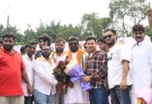 उमेश रगड़े के राष्ट्रीय संयोजक बनने पर रायपुर एयरपोर्ट में जोरदार स्वागत