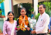 कराटे प्रतियोगिता : दिल्ली में चमके राजनांदगांव के सितारे, वर्णिका ने जीता गोल्ड और सिल्वर मेडल