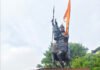 वीर शिरोमणि महाराणा प्रताप की प्रतिमा पर स्थापित किया भगवा ध्वज, जीर्णोद्धार के लिए निगम को पत्र लिखने की तैयारी