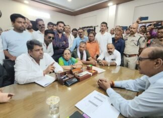 कांग्रेस ने शिक्षा विभाग को फटकारा, कार्रवाई के लिए दिया अल्टीमेटम