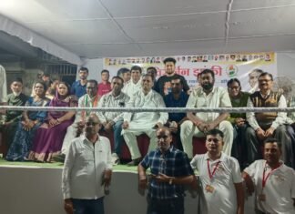 झांकी समितियों का स्मृति चिन्ह भेंटकर किया सम्मान
