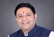 मंदिर आस्था का केंद्र है, राजनीति का अखाड़ा नहीं, मंदिर में जन्मदिन मनाना भारतीय संस्कारों और मूल्यों की स्थापना है : पवन गुप्ता