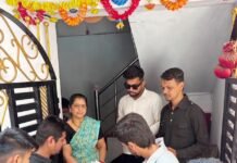 बिजली के बढ़े दामों के खिलाफ कांग्रेस का हस्ताक्षर अभियान, घर-घर पहुंचकर जुटाया जनसमर्थन