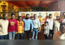 भजन-कीर्तन के बीच पदयात्रियों की सेवा में जुटी श्री राजपूत करणी सेना